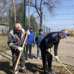 В рамках Всероссийского субботника сотрудники ГБУ НОСШОР по прыжкам на лыжах с трамплина и лыжному двоеборью провели мероприятие по расчистке территории от мусора